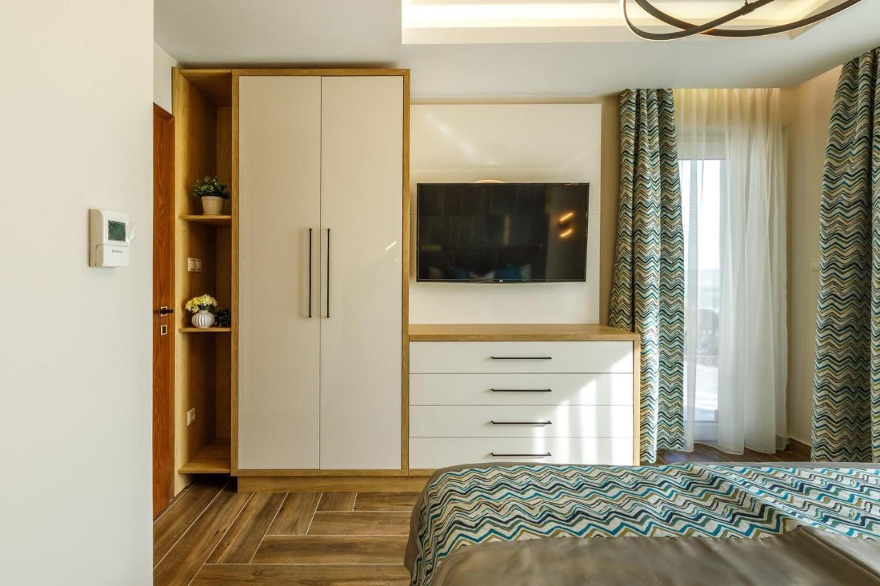Royal Cafe Apartman Keszthely Exterior photo